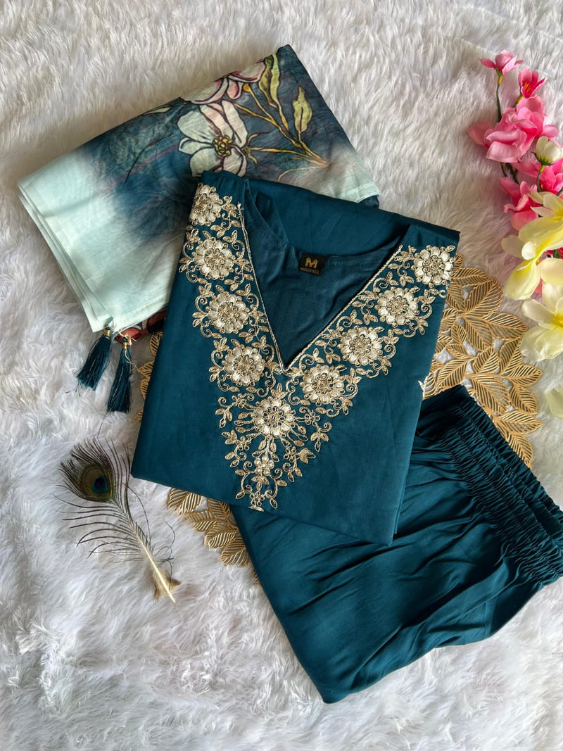 Floral Embroidered Kurta Suit Set – Perfect for Festive & Traditional Occasions